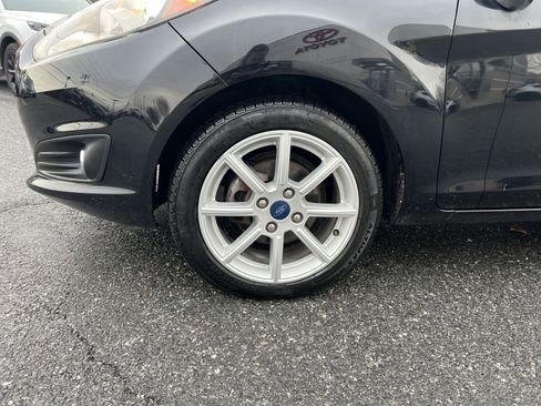 Used 2019 Ford Fiesta SE w/ Equipment Group 201A image 12