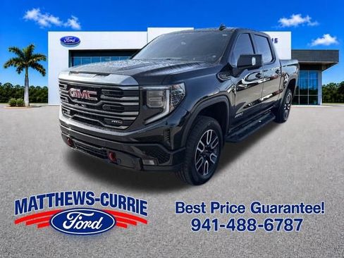 Used 2024 GMC Sierra 1500 AT4 w/ Technology Package AWD/4WD image 7