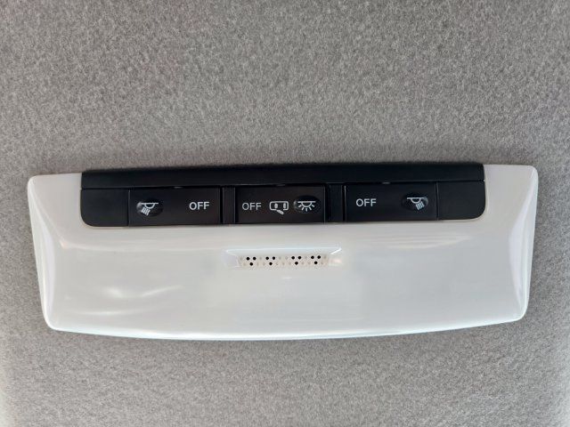 Used 2025 Nissan Kicks Play S FWD image 26