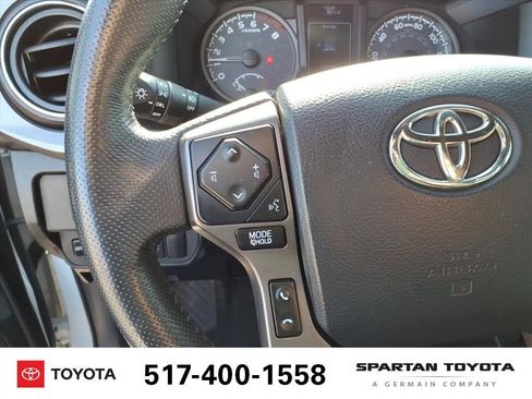 Used 2019 Toyota Tacoma TRD Off-Road image 17