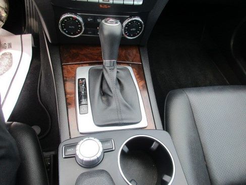 Used 2012 Mercedes-Benz C 300 4MATIC Sedan image 24