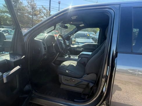 Used 2019 Ford F150 XLT w/ Equipment Group 302A Luxury AWD/4WD image 10