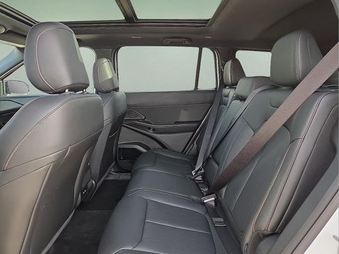 New 2026 Jeep Cherokee Limited image 10