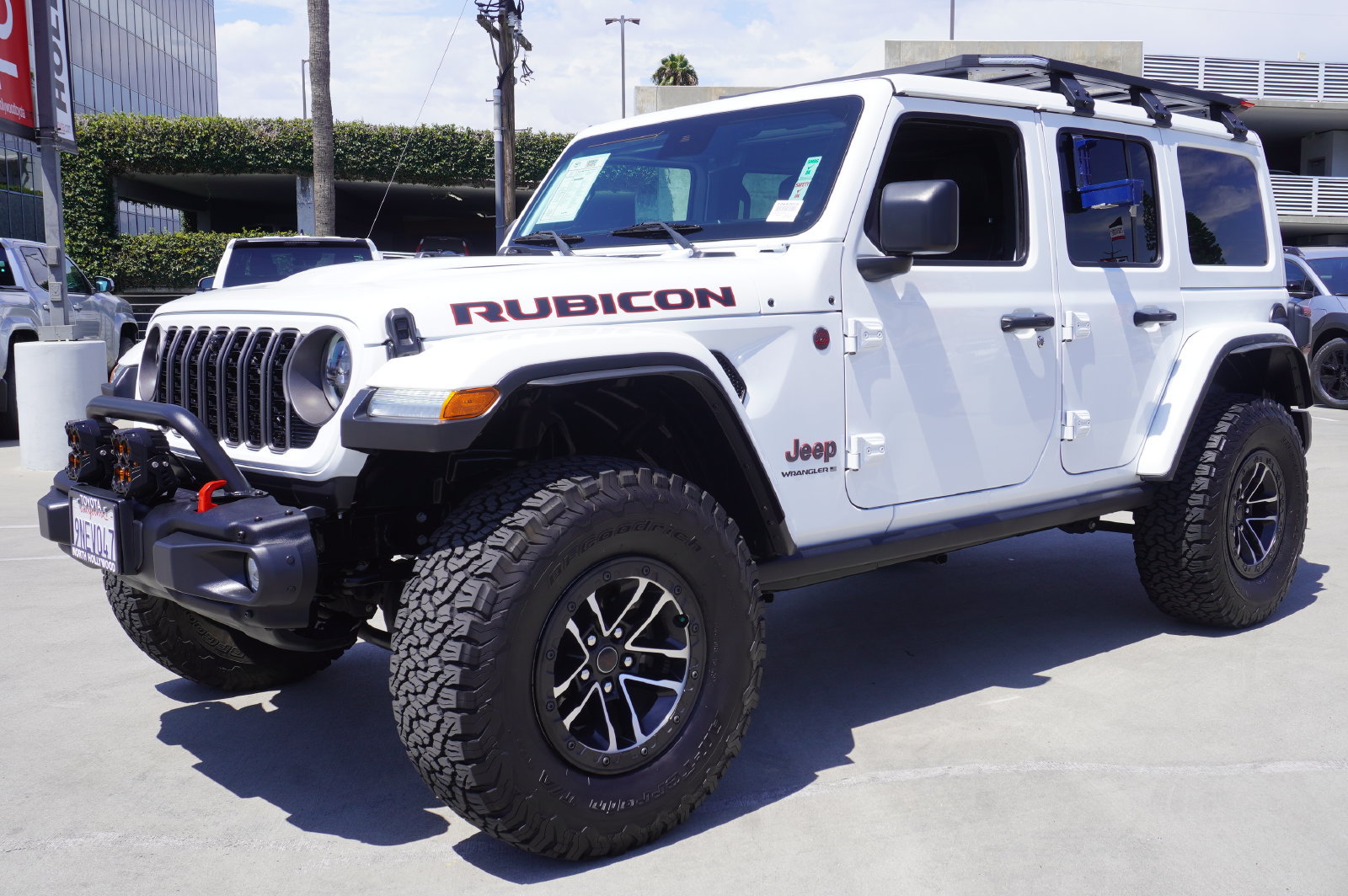Used 2024 Jeep Wrangler Unlimited Rubicon AWD/4WD image 4