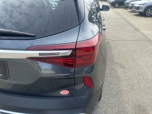 Used 2023 Kia Seltos S image 7