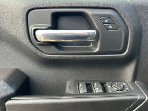 Certified 2025 Chevrolet Silverado 1500 Custom Trail Boss w/ Dark Appearance Package image 11