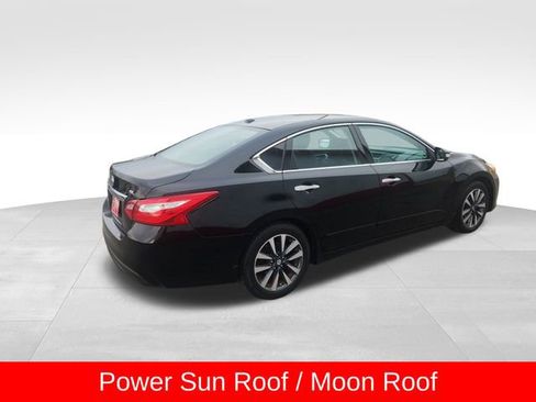 Used 2016 Nissan Altima 2.5 SL w/ 2.5 Technology Package image 6