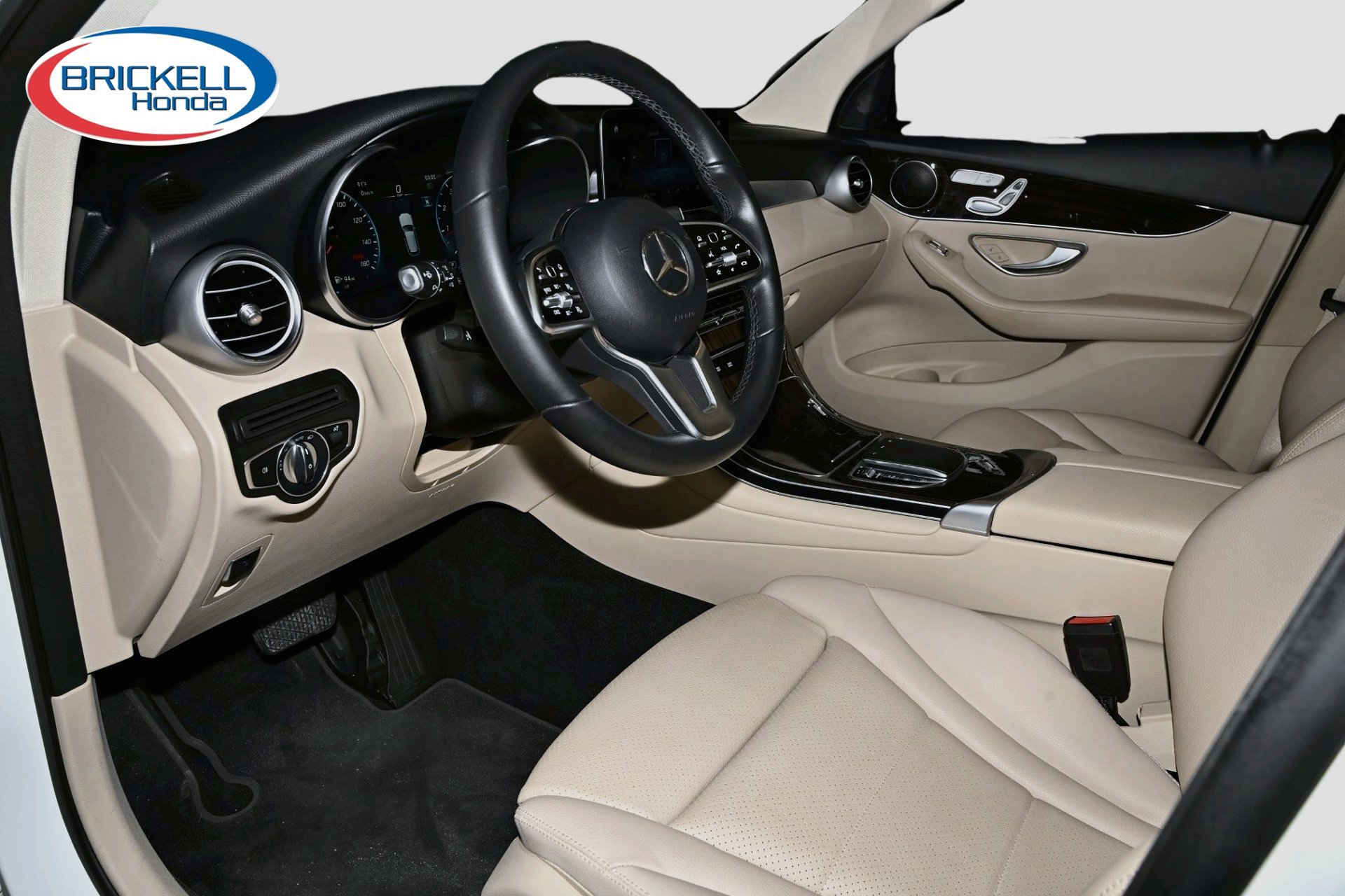 Used 2022 Mercedes-Benz GLC 300 image 23
