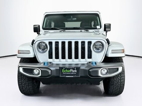 Used 2023 Jeep Wrangler Unlimited Sahara w/ Cold Weather Group AWD/4WD image 2