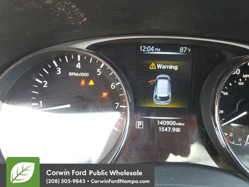 Used 2015 Nissan Rogue S AWD/4WD image 2