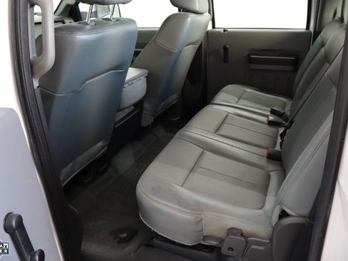 Used 2016 Ford F250 XL w/ XL Appearance Package image 25