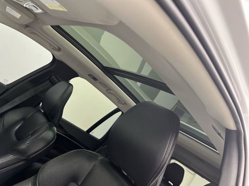 Used 2019 Volvo XC90 T5 Momentum w/ Advanced Package image 6