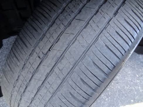 Used 2023 Nissan Rogue SV image 38