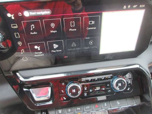 New 2026 GMC Sierra 2500 AT4 w/ AT4 Premium Plus Package AWD/4WD image 20