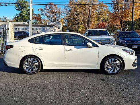 Used 2023 Subaru Legacy Limited image 7