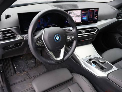 Used 2023 BMW i4 eDrive35 w/ Premium Package RWD image 13