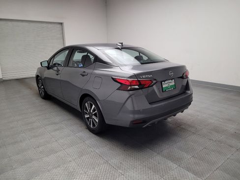 Used 2024 Nissan Versa SV FWD image 5