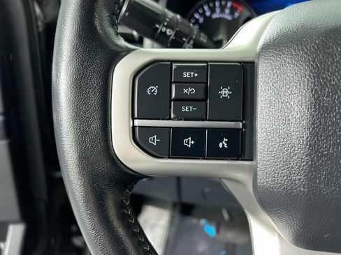 Used 2024 Ford Expedition Max XLT image 16