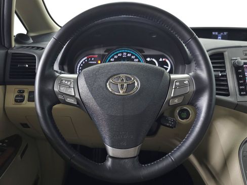 Used 2009 Toyota Venza AWD image 18
