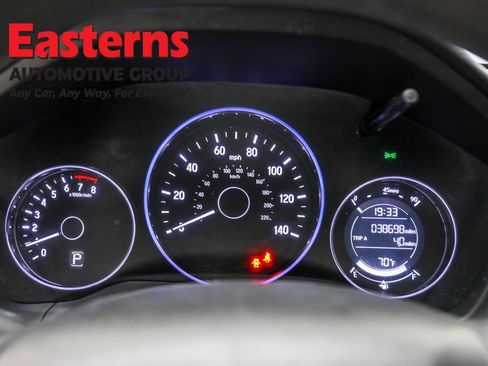 Used 2019 Honda HR-V LX image 17