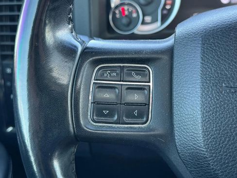 Used 2018 RAM 2500 Big Horn w/ Sport Appearance Group image 12