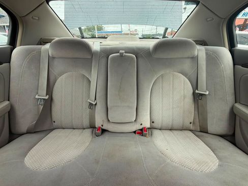 Used 2011 Buick Lucerne CX FWD image 24