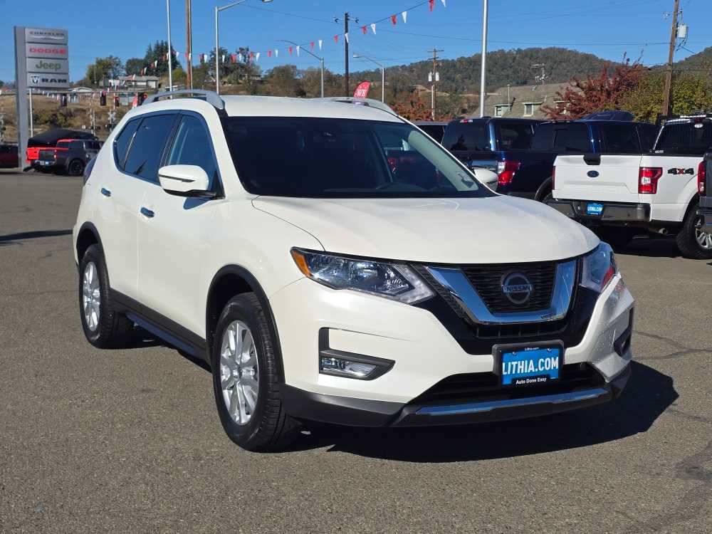 Used 2019 Nissan Rogue SV AWD/4WD image 7