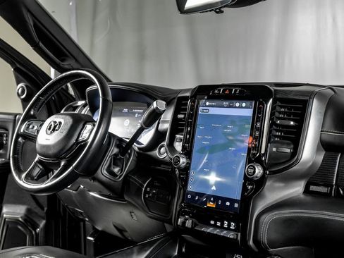 Used 2023 RAM 2500 Limited image 22