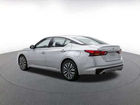 Used 2026 Nissan Altima 2.5 SV FWD image 7