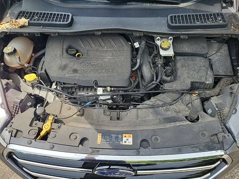 Used 2018 Ford Escape SEL w/ Ford Safe & Smart Package FWD image 31