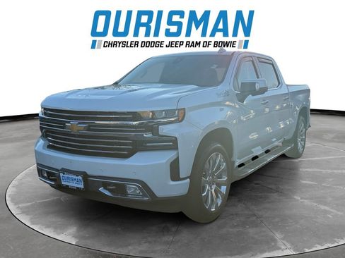 Used 2019 Chevrolet Silverado 1500 High Country image 2