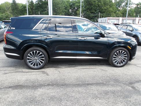 Certified 2023 Hyundai Palisade Calligraphy w/ Cargo Package AWD/4WD image 10
