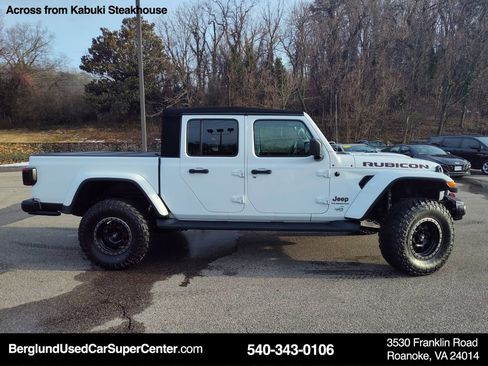 Used 2020 Jeep Gladiator Rubicon image 3