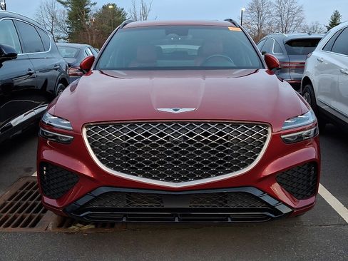 Used 2023 Genesis GV70 2.5T w/ Sport Prestige Package image 3