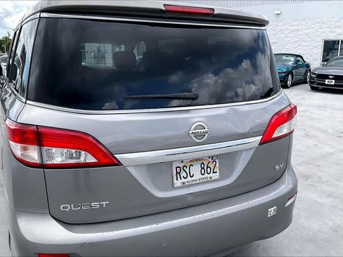 Used 2011 Nissan Quest SV FWD image 18