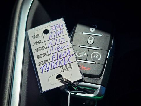 New 2026 RAM 1500 4x4 Crew Cab image 34