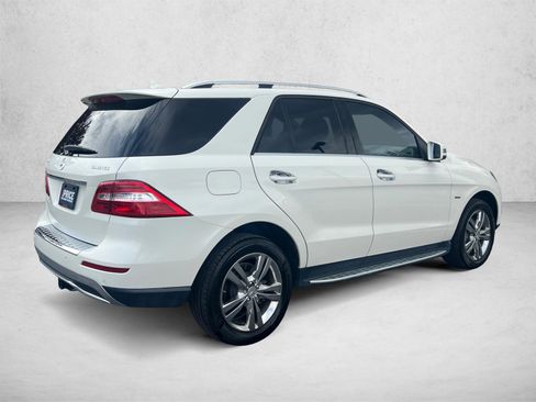 Used 2012 Mercedes-Benz ML 350 BlueTEC 4MATIC image 5