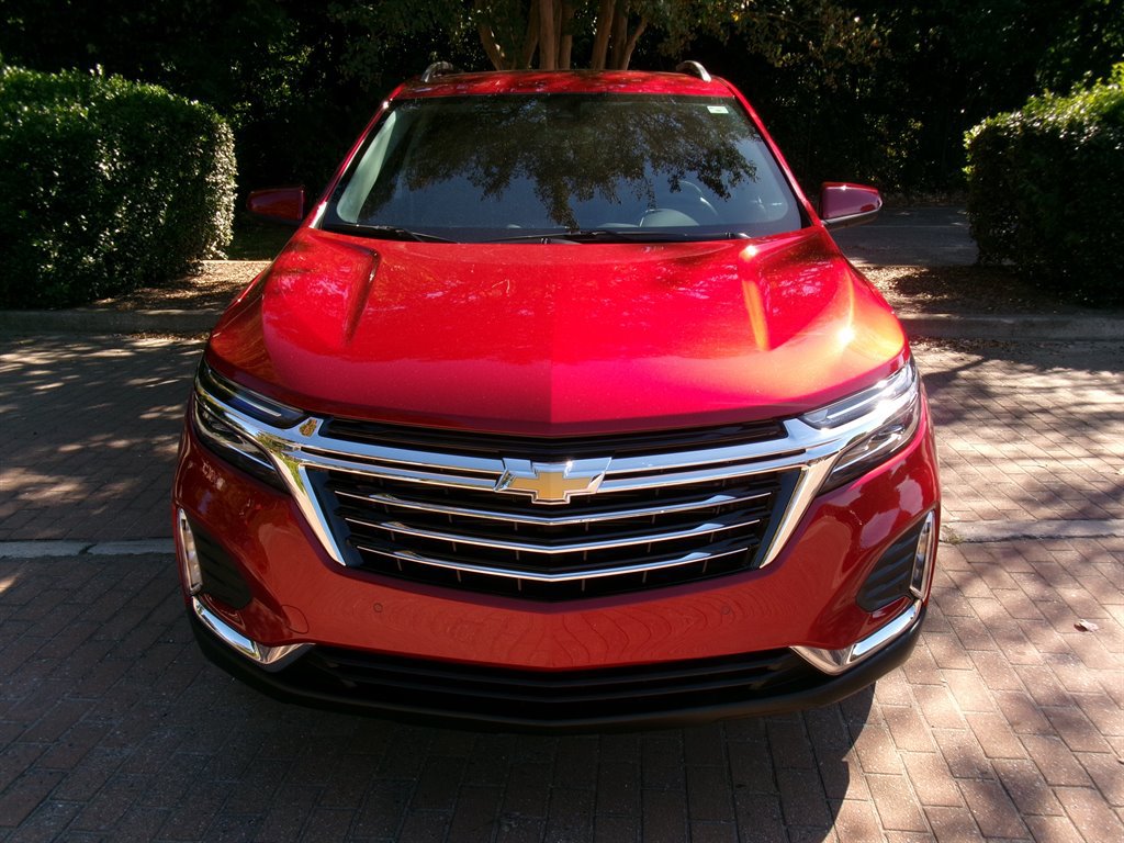 Used 2022 Chevrolet Equinox Premier FWD image 3