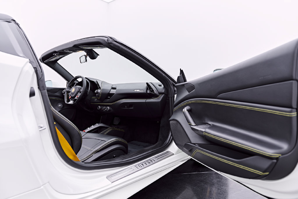 Used 2019 Ferrari 488 Spider RWD image 45