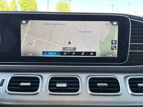 Used 2023 Mercedes-Benz GLS 450 4MATIC image 29