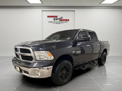 Used 2016 RAM 1500 Classic SLT image 3