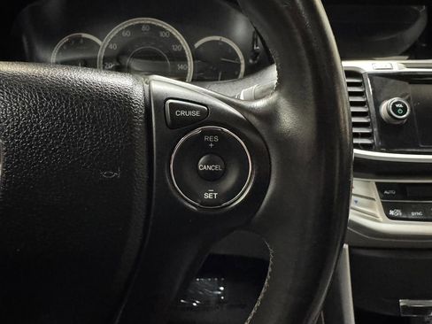 Used 2014 Honda Accord EX-L image 41