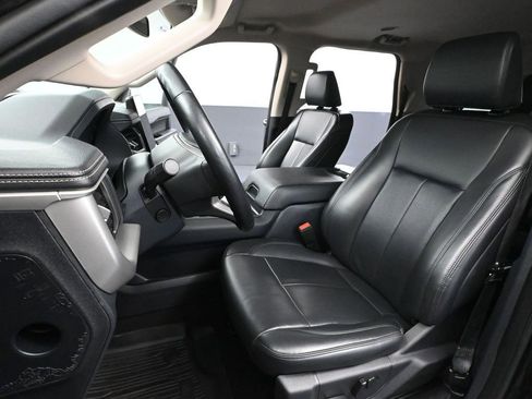 Used 2024 Ford Expedition Max XLT image 24