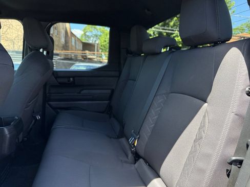Certified 2025 Toyota Tacoma SR5 AWD/4WD image 28