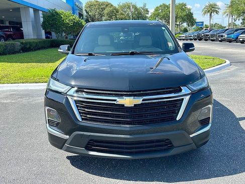 Used 2023 Chevrolet Traverse LS w/ Safety Package FWD image 2