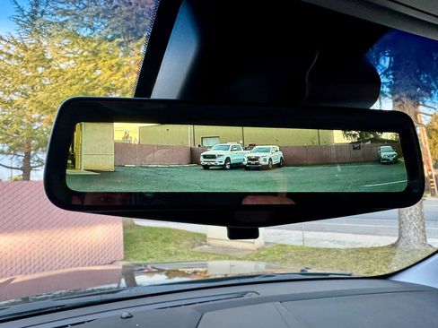 Used 2017 Cadillac Escalade Luxury image 10