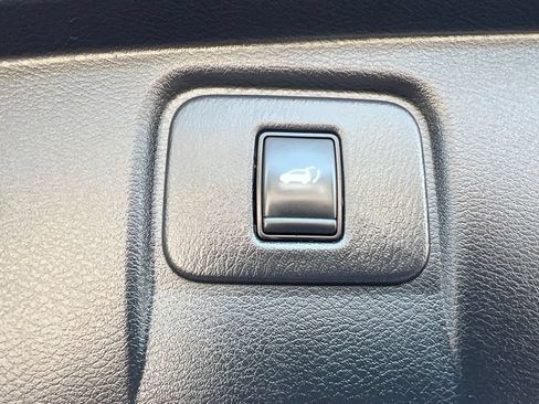 Used 2017 Nissan Murano Platinum w/ Platinum Technology Package AWD/4WD image 15