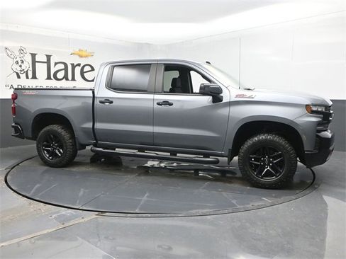 Used 2021 Chevrolet Silverado 1500 LT Trail Boss w/ Convenience Package II image 1