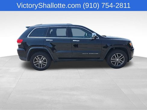 Used 2017 Jeep Grand Cherokee Limited AWD/4WD image 34