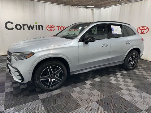 Used 2024 Mercedes-Benz GLC 300 4MATIC image 4